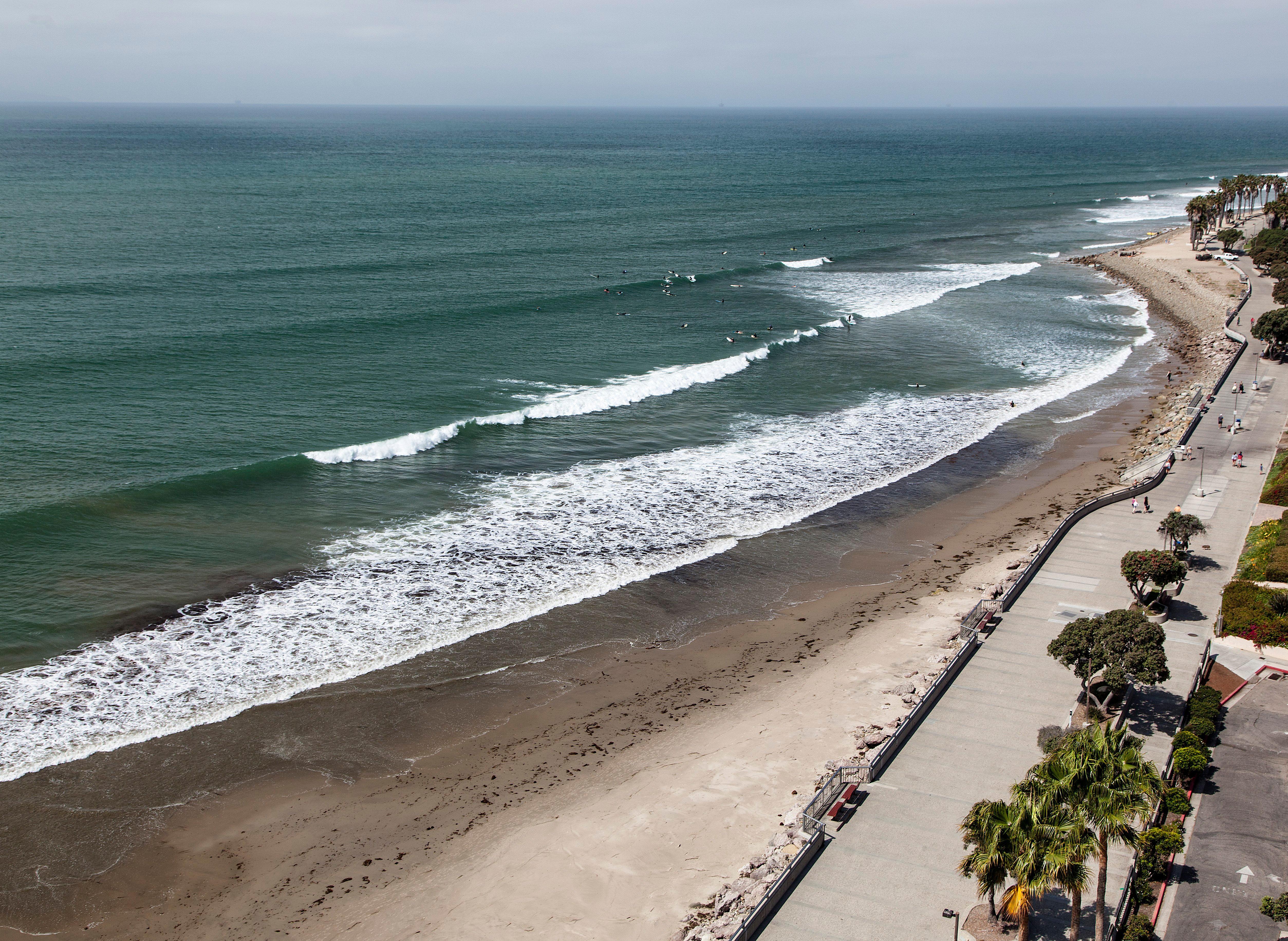 Crowne Plaza Ventura Beach By Ihg Exterior foto
