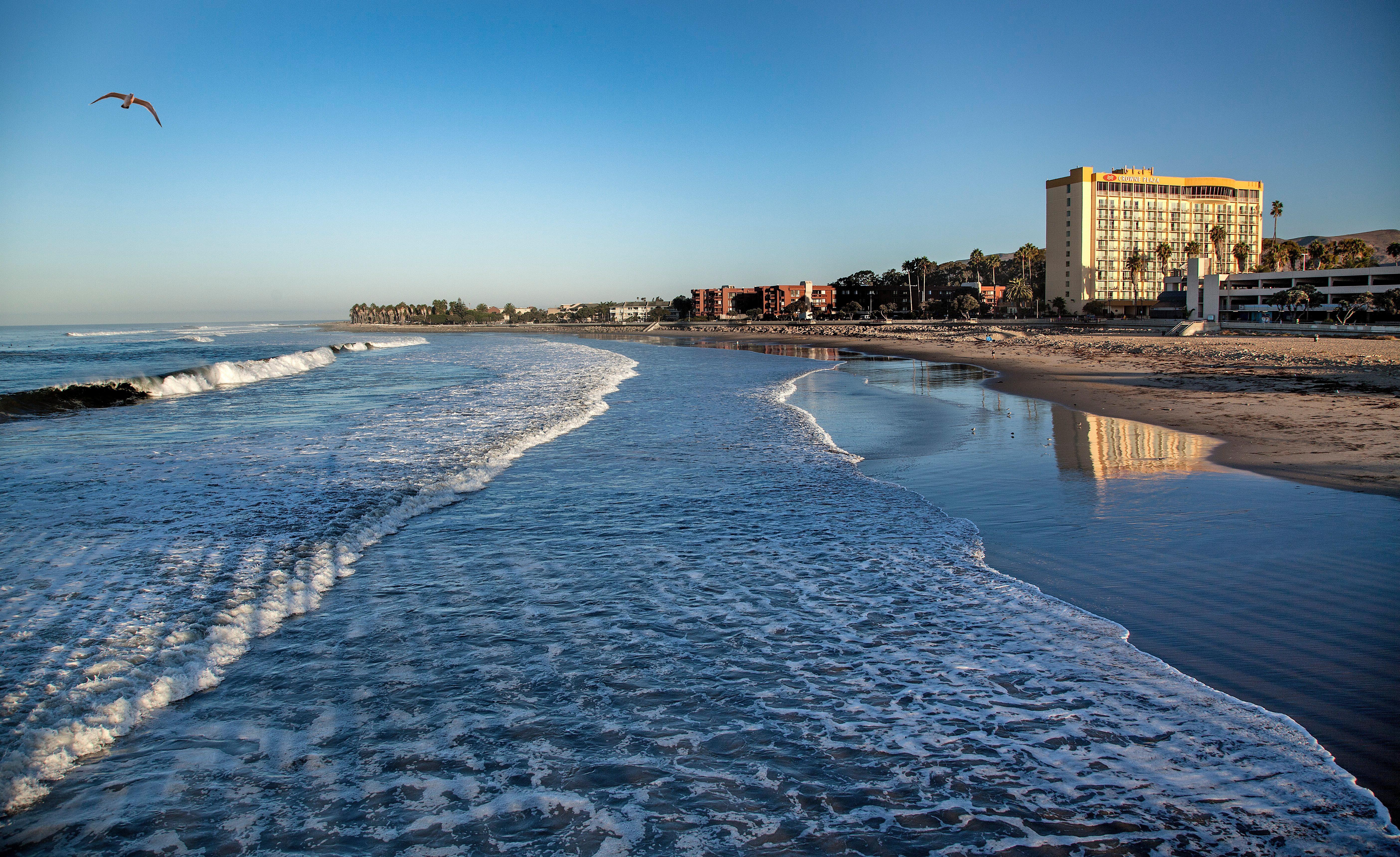 Crowne Plaza Ventura Beach By Ihg Exterior foto
