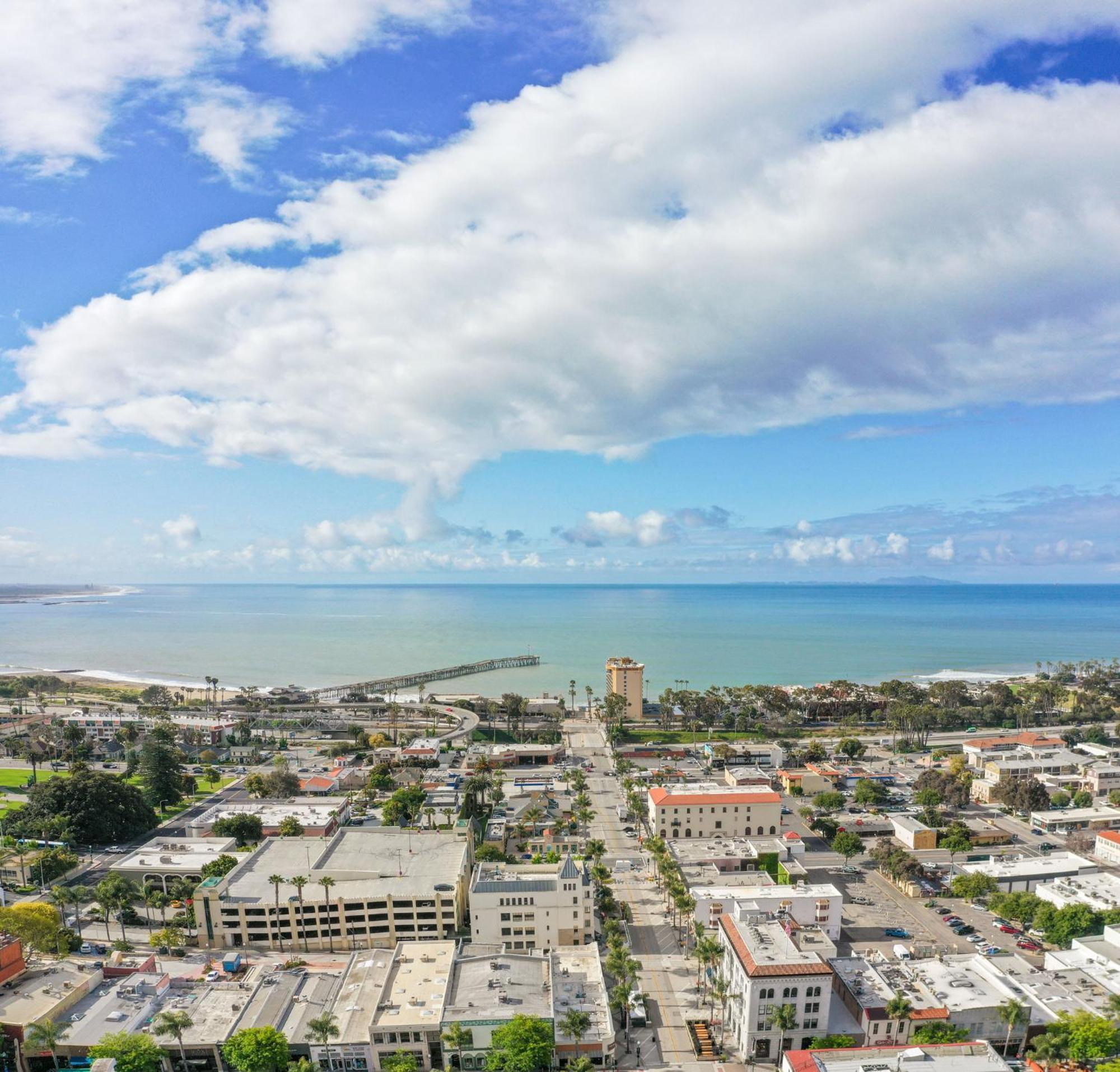Crowne Plaza Ventura Beach By Ihg Exterior foto