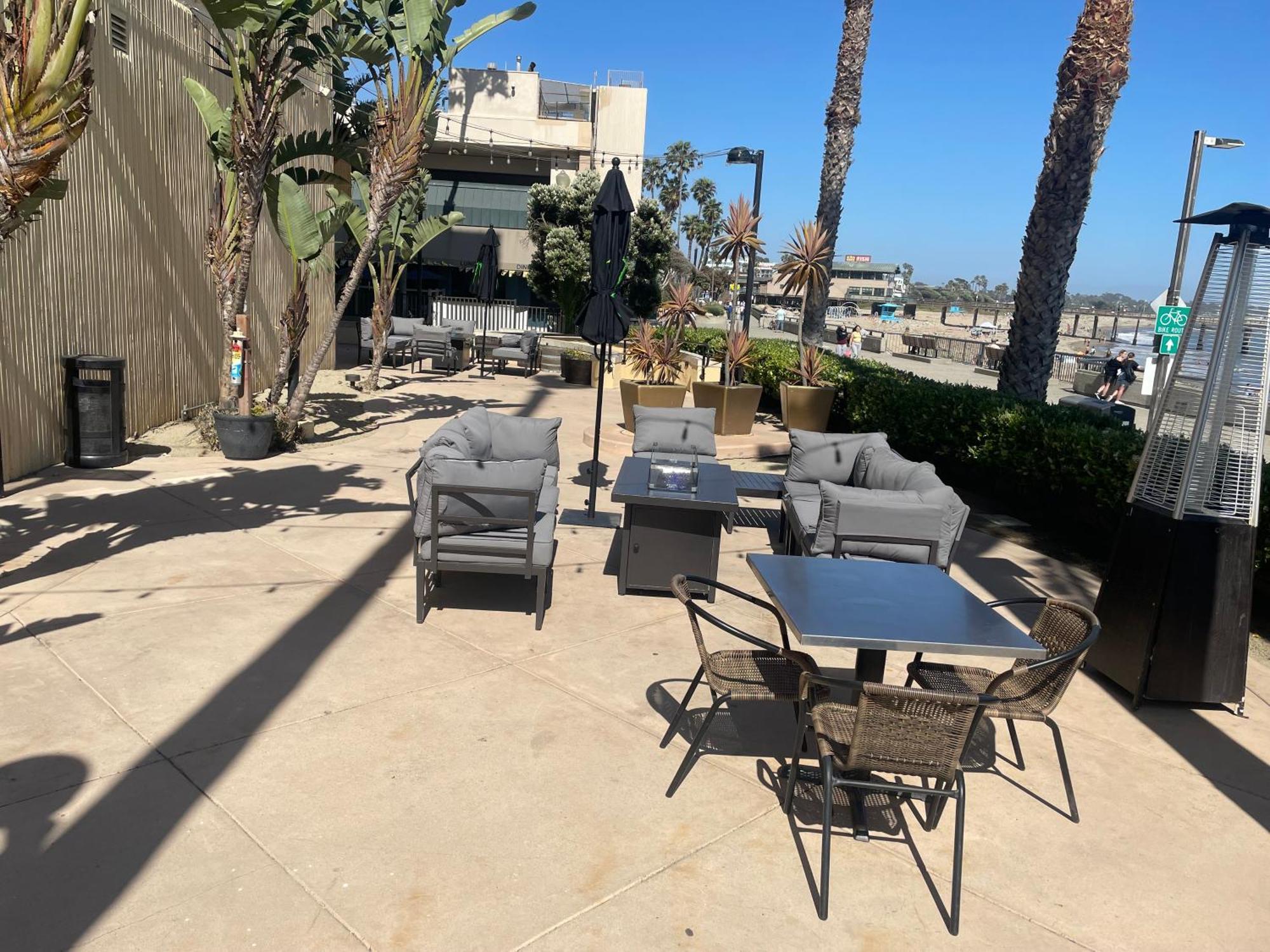 Crowne Plaza Ventura Beach By Ihg Exterior foto